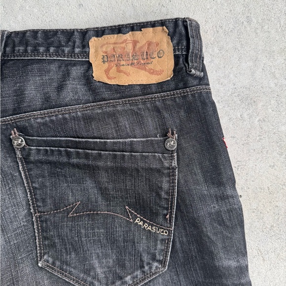 Parasuco Men's Dark Charcoal Relaxed Jeans - Picture 8 of 8